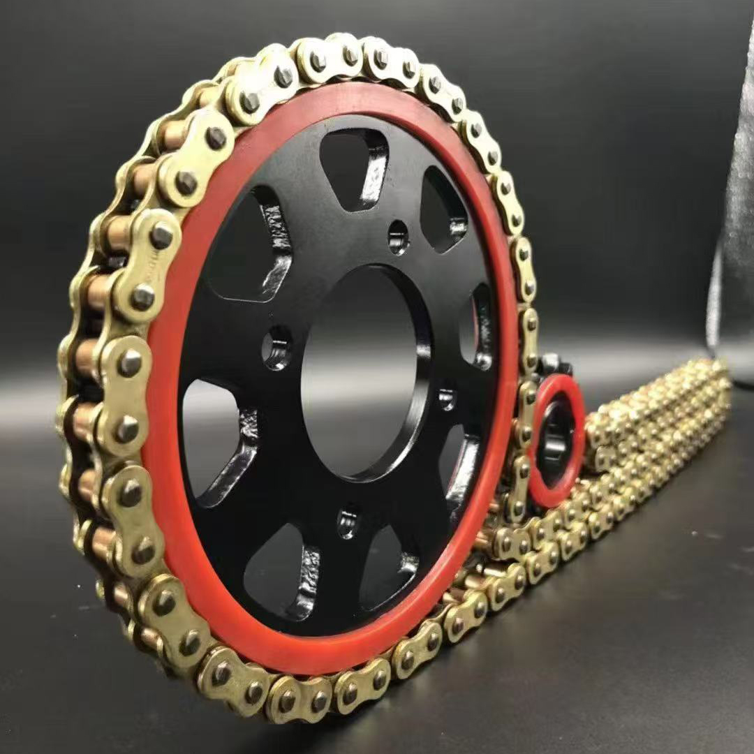 Chain wheel, chain sleeve